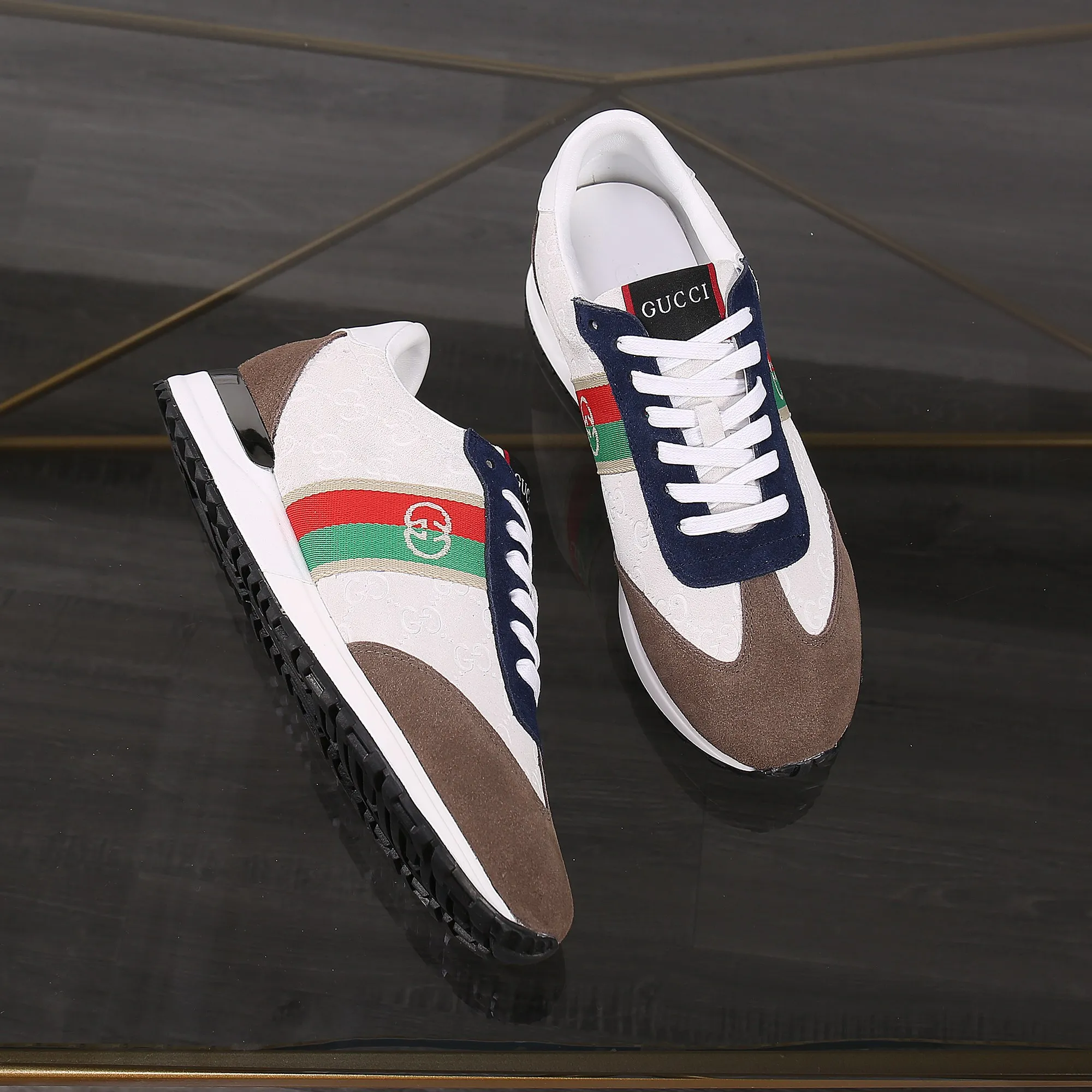 p420👾👾Spring new style is here again! [Gucci Sports Men's Shoes] Gucci fashionable casual men's shoes🇨🇳Original 1:1 mold opening, new models are available first💯Not high-profile but avant-garde, simple, low-key and fashionable, super versatile style🌿Made of original cowhide➕Sheepskin lining🎋The version is comfortable on the feet, and the workmanship is first-class🍍38-44 Large quantities in stock